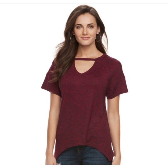 JUICY Couture Sangria Sharkbite Hem Tunic Blouse - Picture 3 of 7